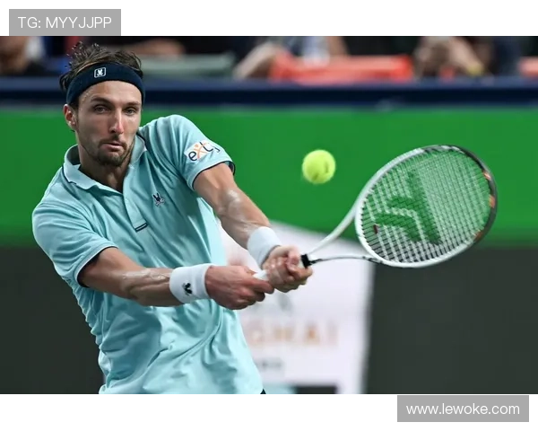 瓦舍罗强势闯入上海大师赛四强展现超凡实力引爆球迷热情关注